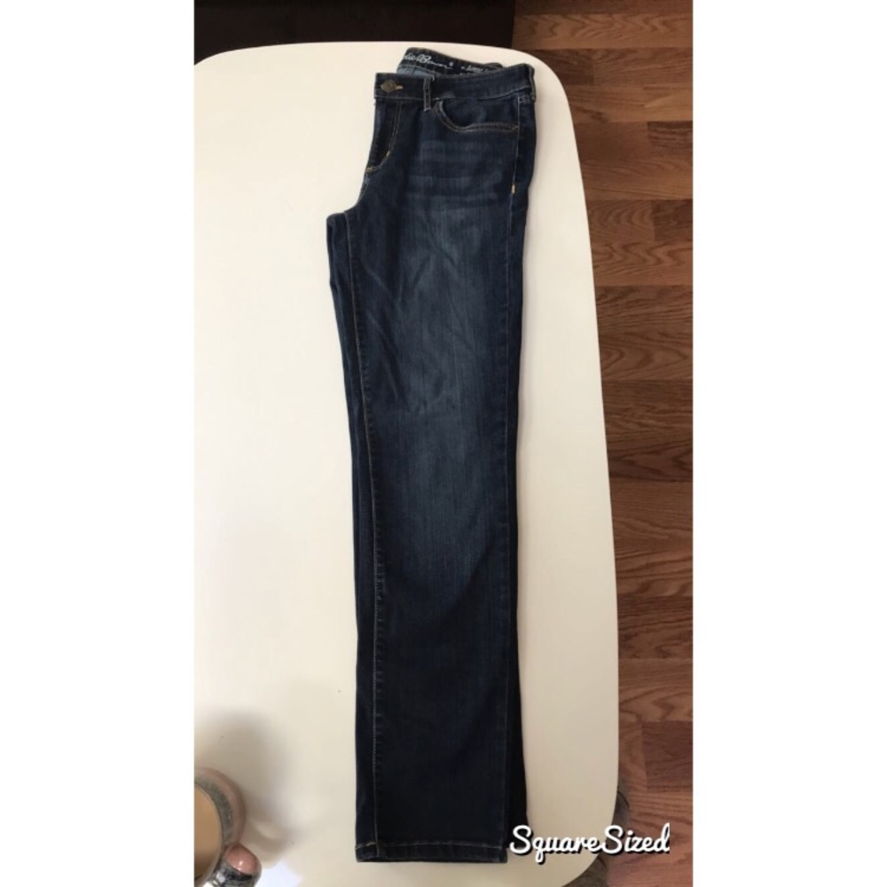 Eddie Bauer Slightly Curvy Slim Straight size 10